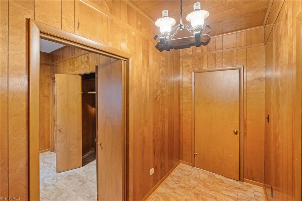 658 North Minton Road Wilkesboro, NC 28697 - Photo 21 of 37