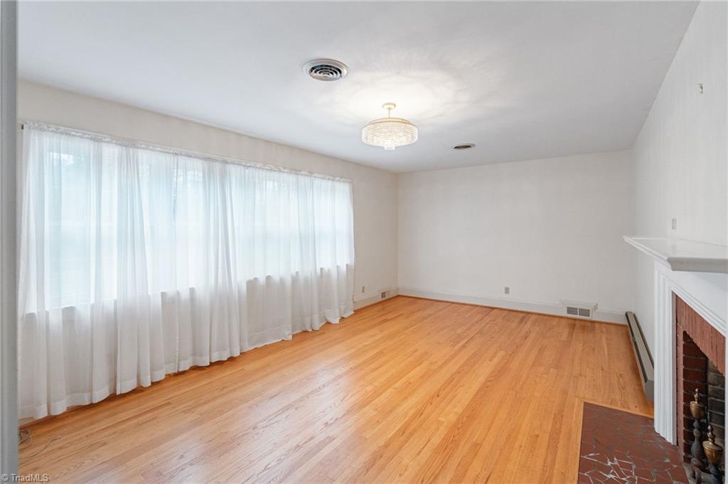 658 North Minton Road Wilkesboro, NC 28697 - Photo 8 of 37