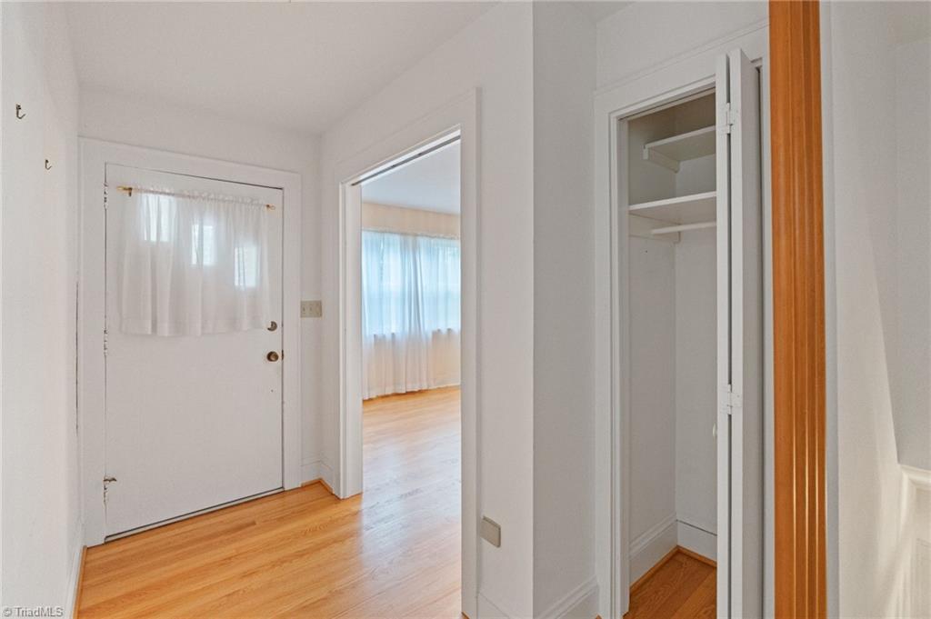 658 North Minton Road Wilkesboro, NC 28697 - Photo 10 of 37