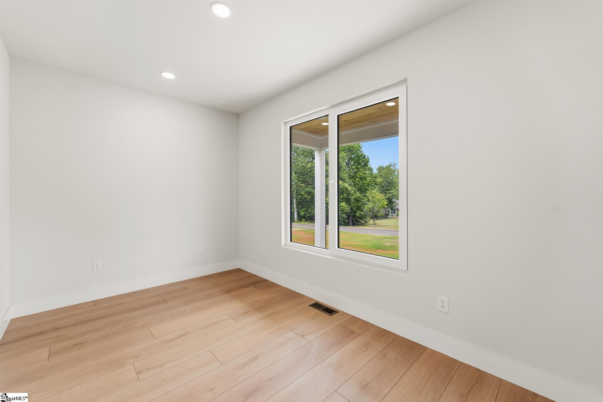 115 Plantation Point Anderson, SC 29625 - Photo 26 of 47 Gallery Image 26