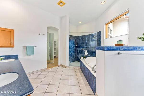 $894,000 | 9566 South Swiss Court, Hereford, AZ 85615