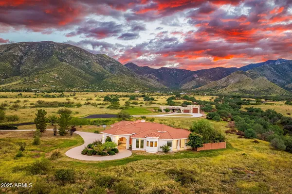 $894,000 | 9566 South Swiss Court, Hereford, AZ 85615