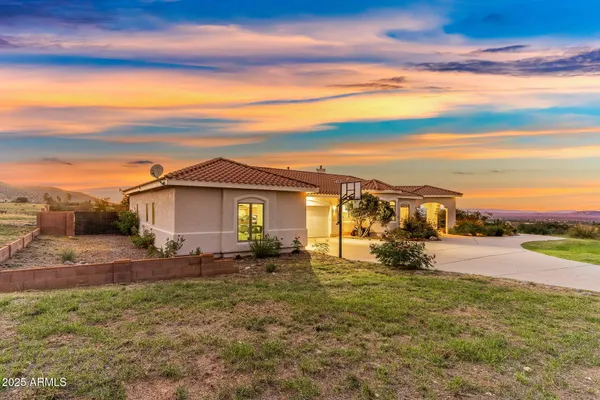 $894,000 | 9566 South Swiss Court, Hereford, AZ 85615