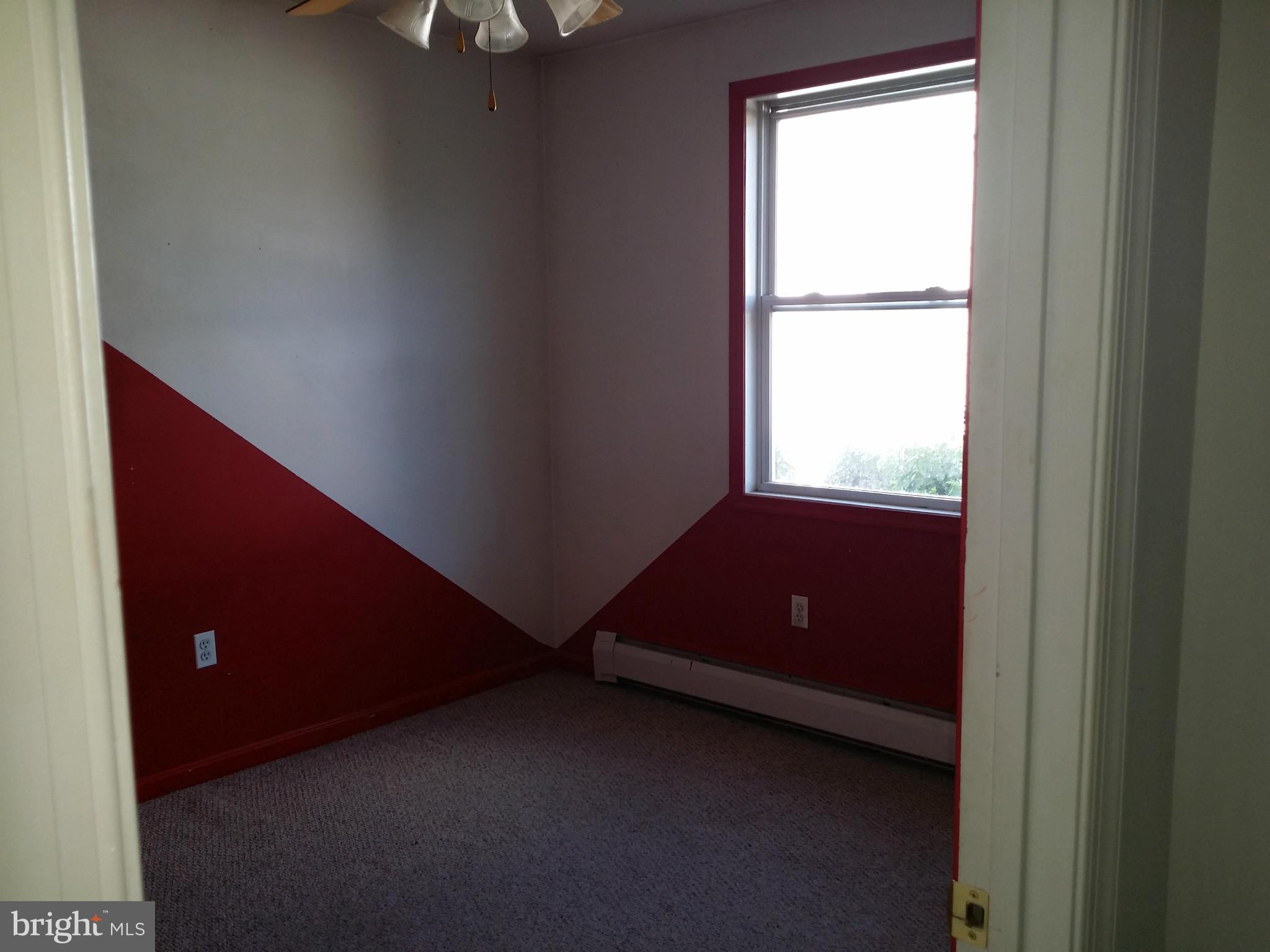 318 Pinewood Road Baltimore, MD 21222 - Photo 12 of 30 Interior (General)