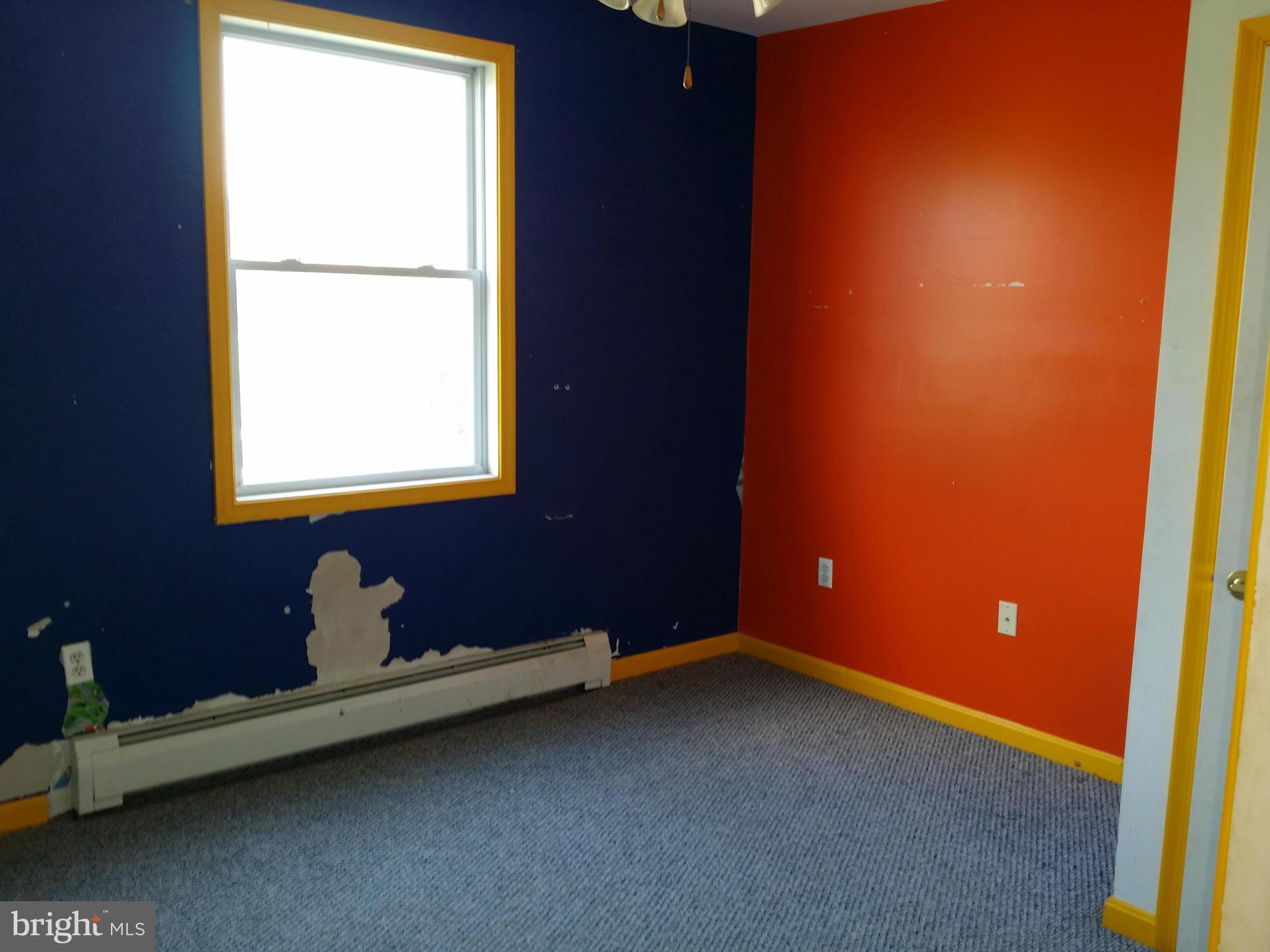 318 Pinewood Road Baltimore, MD 21222 - Photo 14 of 30 Interior (General)