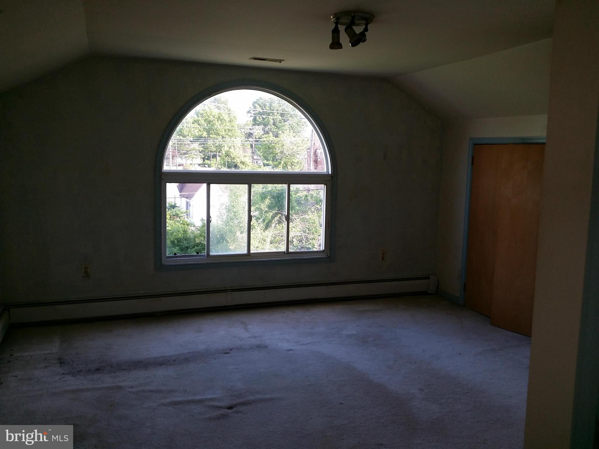 318 Pinewood Road Baltimore, MD 21222 - Photo 28 of 30 Interior (General)