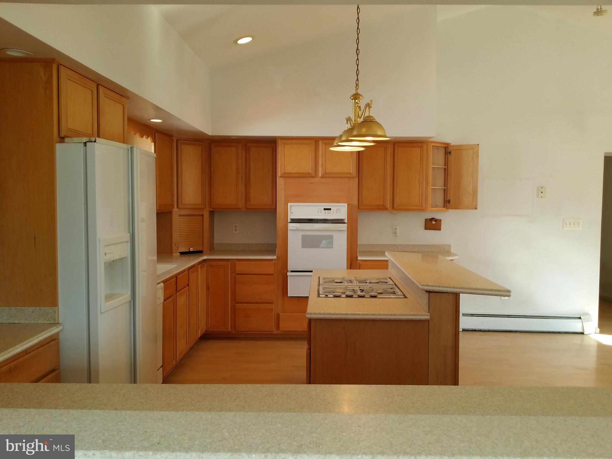 318 Pinewood Road Baltimore, MD 21222 - Photo 7 of 30 Interior (General)