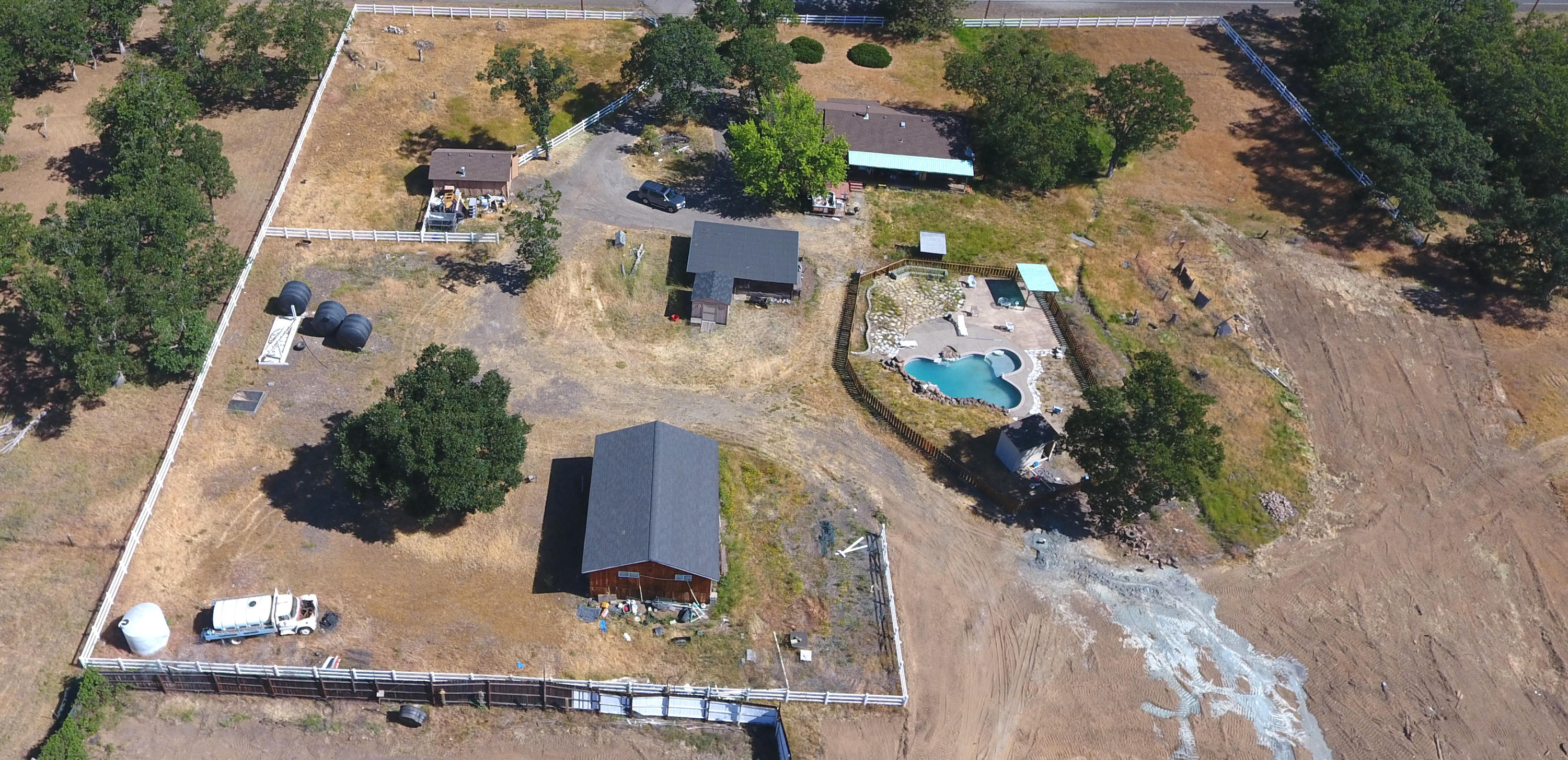 3941 Sams Valley Road Gold Hill, OR 97525 - Photo 11 of 12 aaaaa3