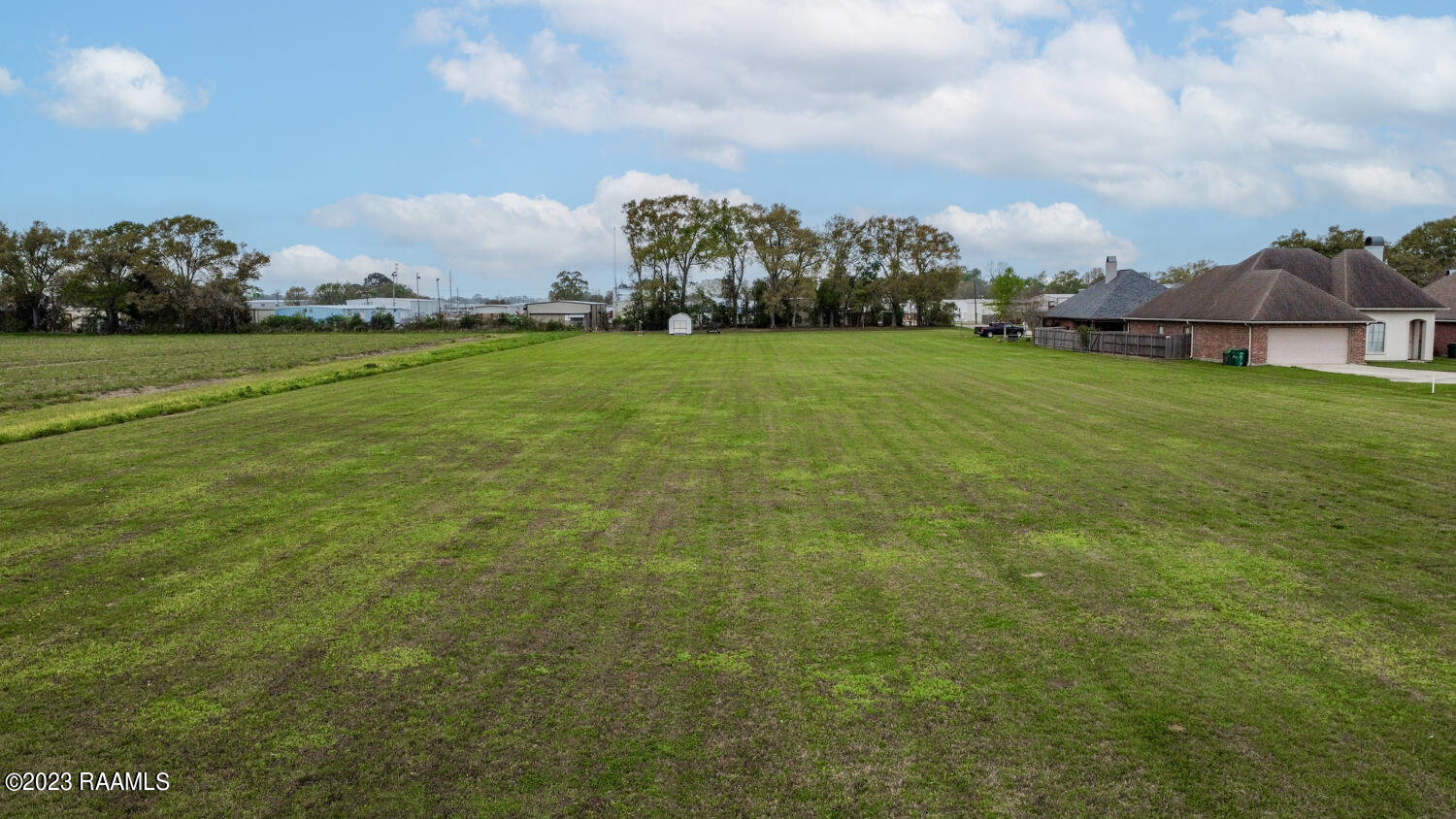 211 North Eola Road Broussard, LA 70518 - Photo 5 of 5