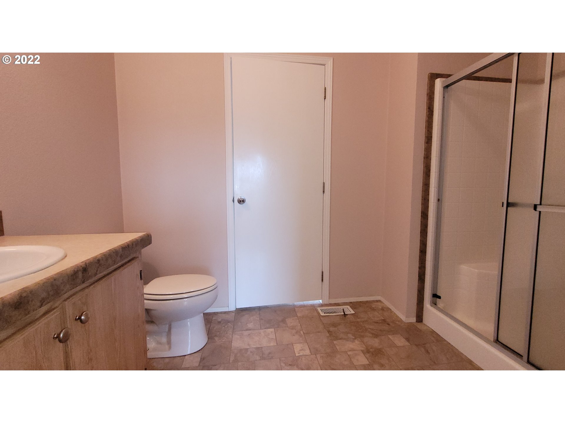 87919 Auction Barn Road Bandon, OR 97411 - Photo 12 of 28 Attached Bathroom
