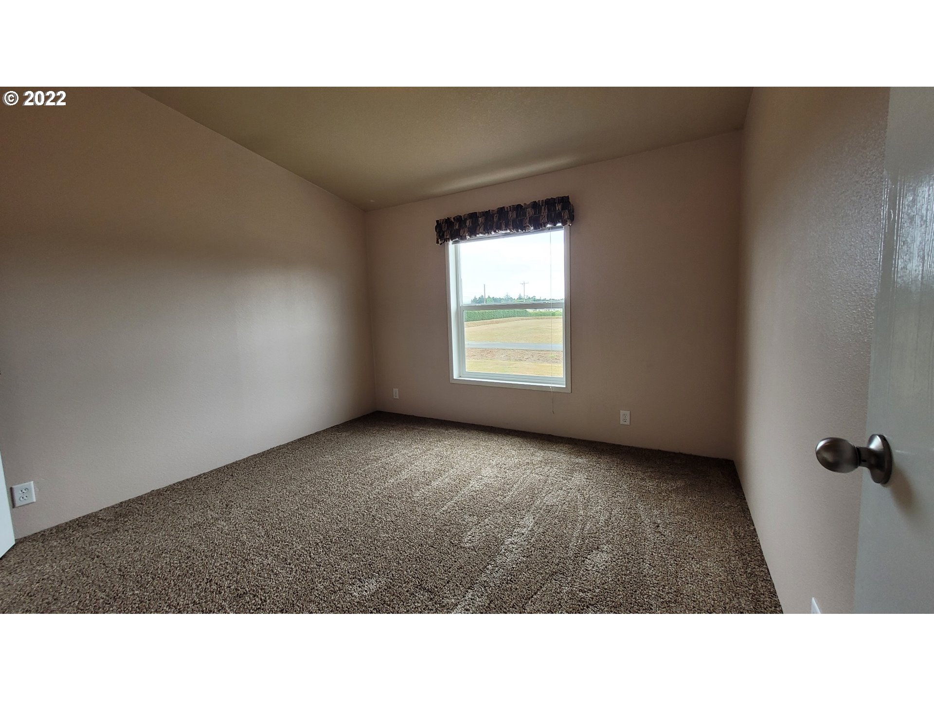 87919 Auction Barn Road Bandon, OR 97411 - Photo 16 of 28 Bedroom