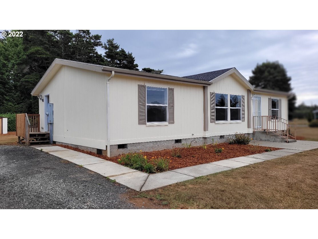 87919 Auction Barn Road Bandon, OR 97411 - Photo 2 of 28 Gallery Image 2