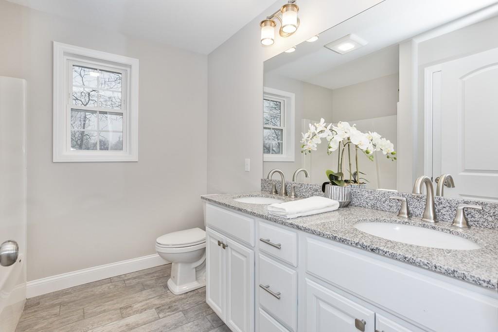 152 Ambrose Street Springfield, MA 01109 - Photo 18 of 27