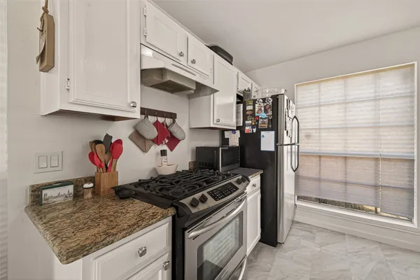 $1,850 | 21067 Southern Colony Court, Katy, TX 77449