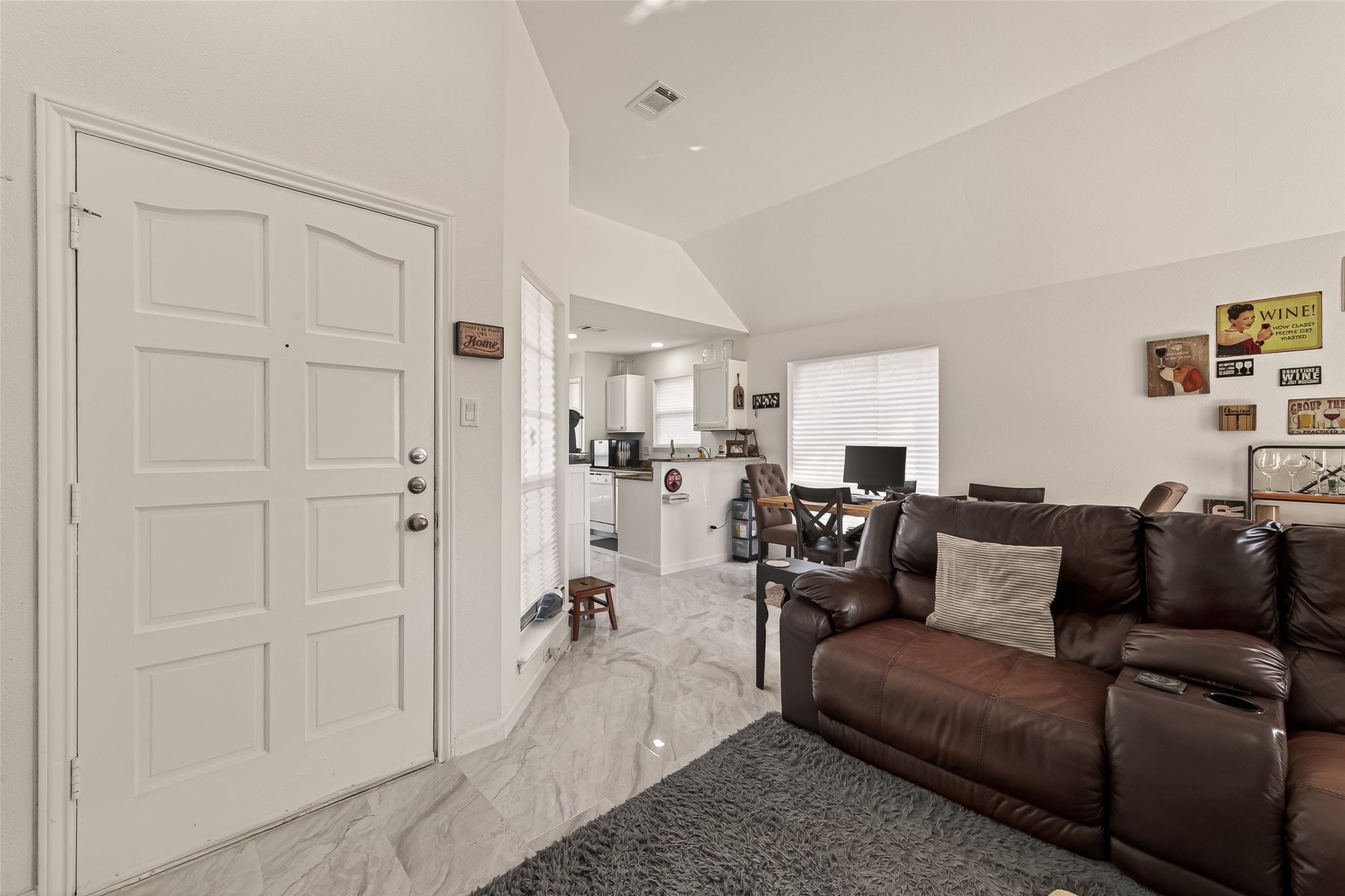 21067 Southern Colony Court Katy, TX 77449 - Photo 6 of 19 a living room with furniture