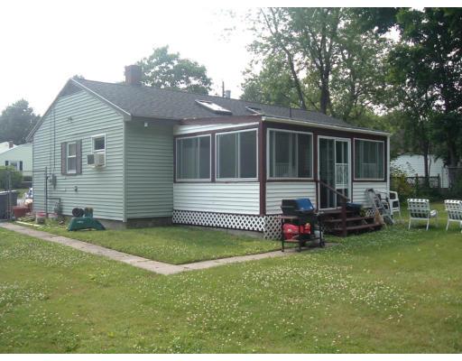24 Ox Road Billerica, MA 01821 - Photo 2 of 5