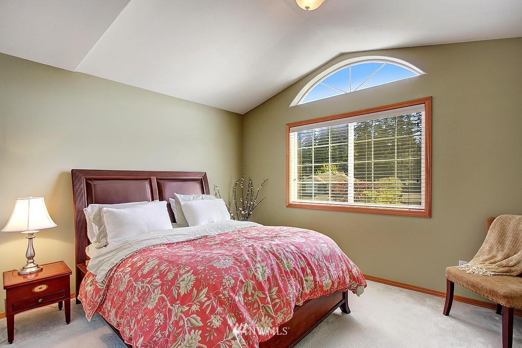 18026 69th Place West Edmonds, WA 98026 - Photo 13 of 20 Gallery Image 13