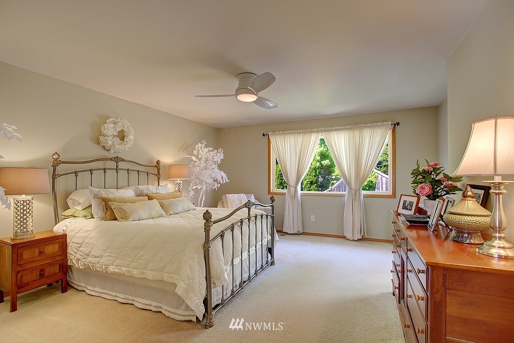 18026 69th Place West Edmonds, WA 98026 - Photo 15 of 20 Gallery Image 15