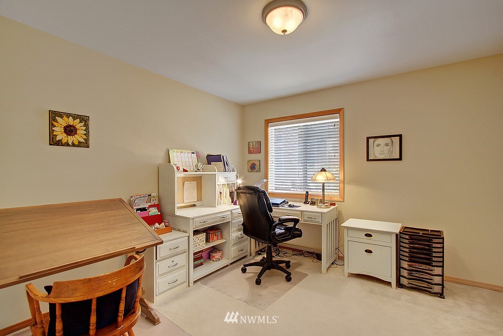 18026 69th Place West Edmonds, WA 98026 - Photo 18 of 20 Gallery Image 18