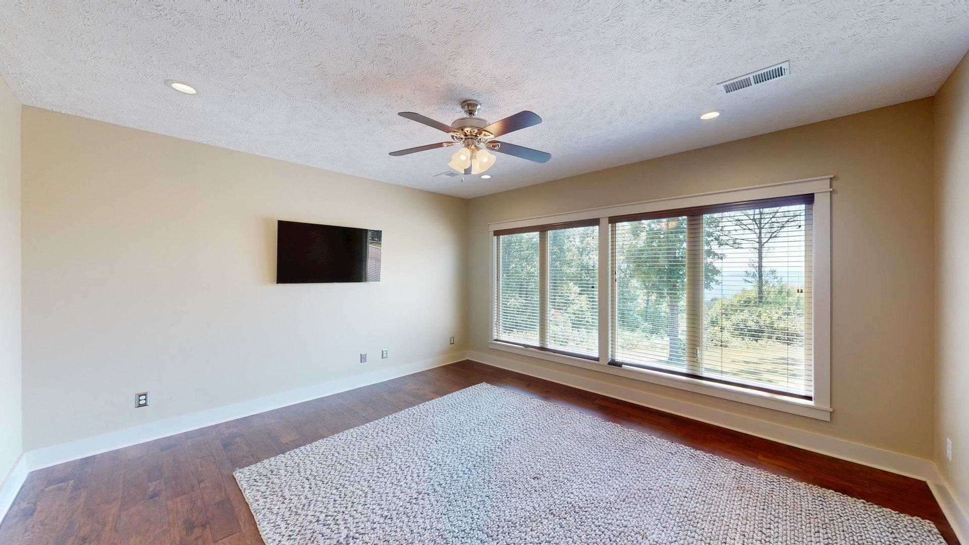 540 Breathtaking Loop Savannah, TN 38372 - Photo 22 of 40 a view of an empty room with a window