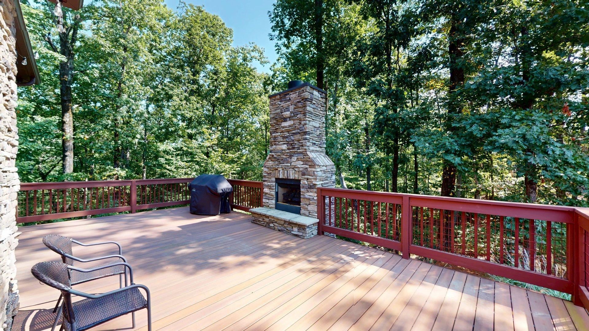540 Breathtaking Loop Savannah, TN 38372 - Photo 30 of 40 a view of a chair and table in the patio