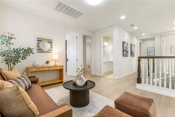 $1,850,000 | 22 Lark, Lake Forest, CA 92630
