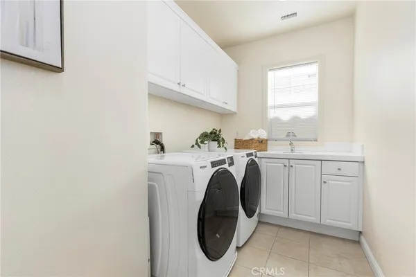 $1,850,000 | 22 Lark, Lake Forest, CA 92630