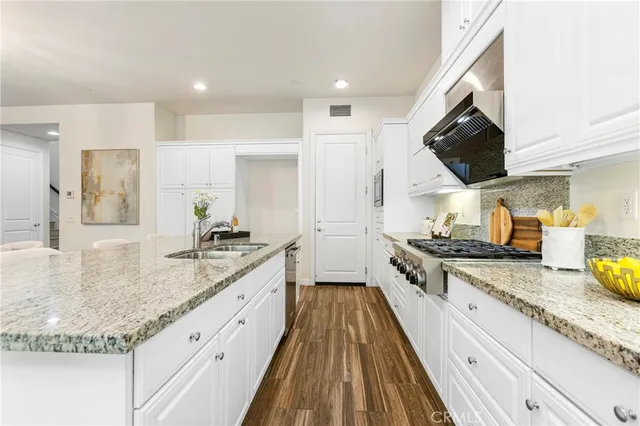 $1,998,000 | 22 Lark, Lake Forest, CA 92630