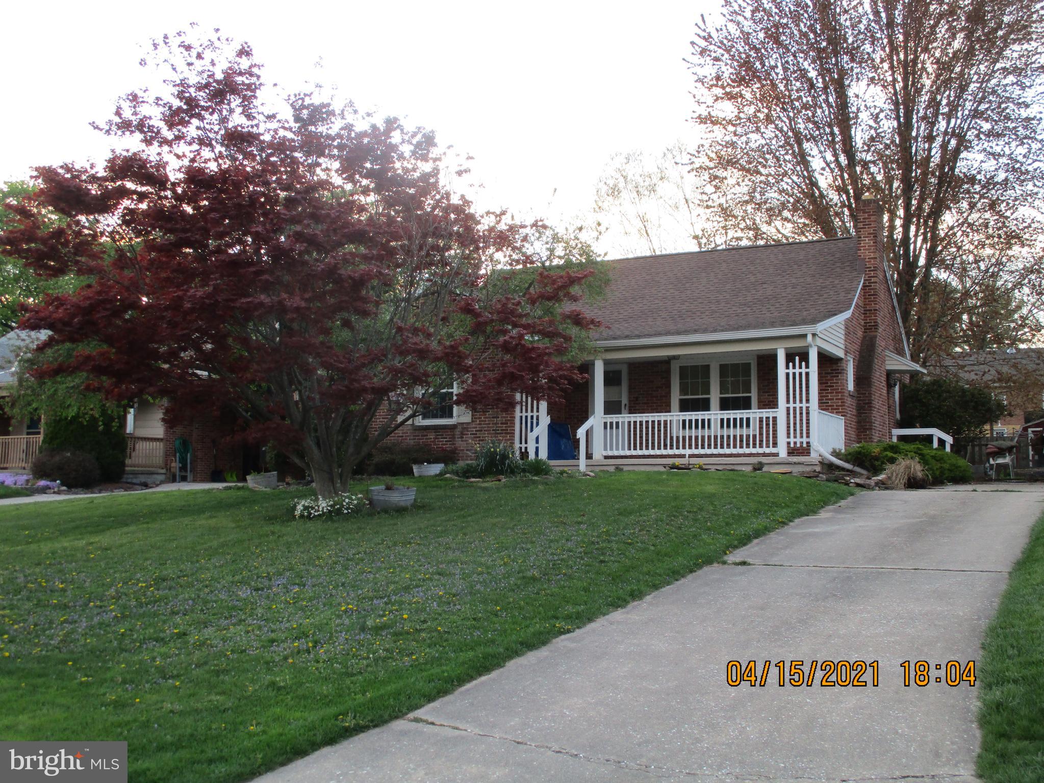 389 Waters Road York, PA 17403 - Photo 2 of 40