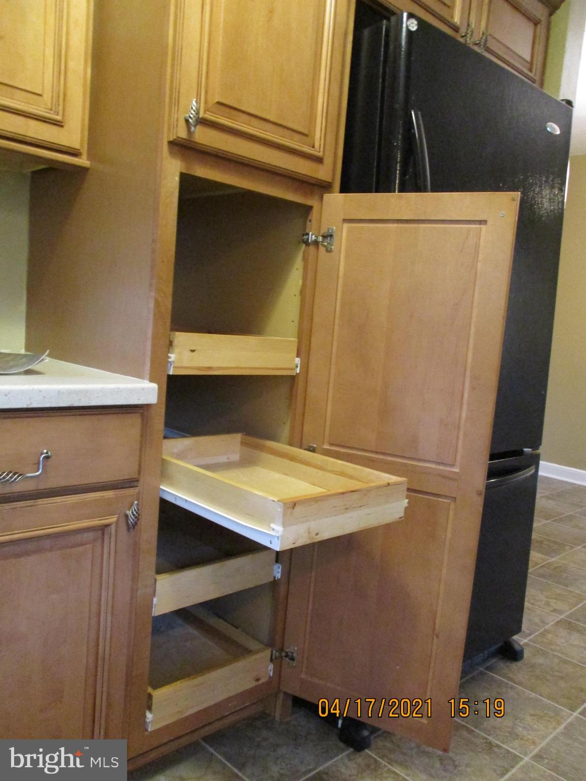 389 Waters Road York, PA 17403 - Photo 14 of 40