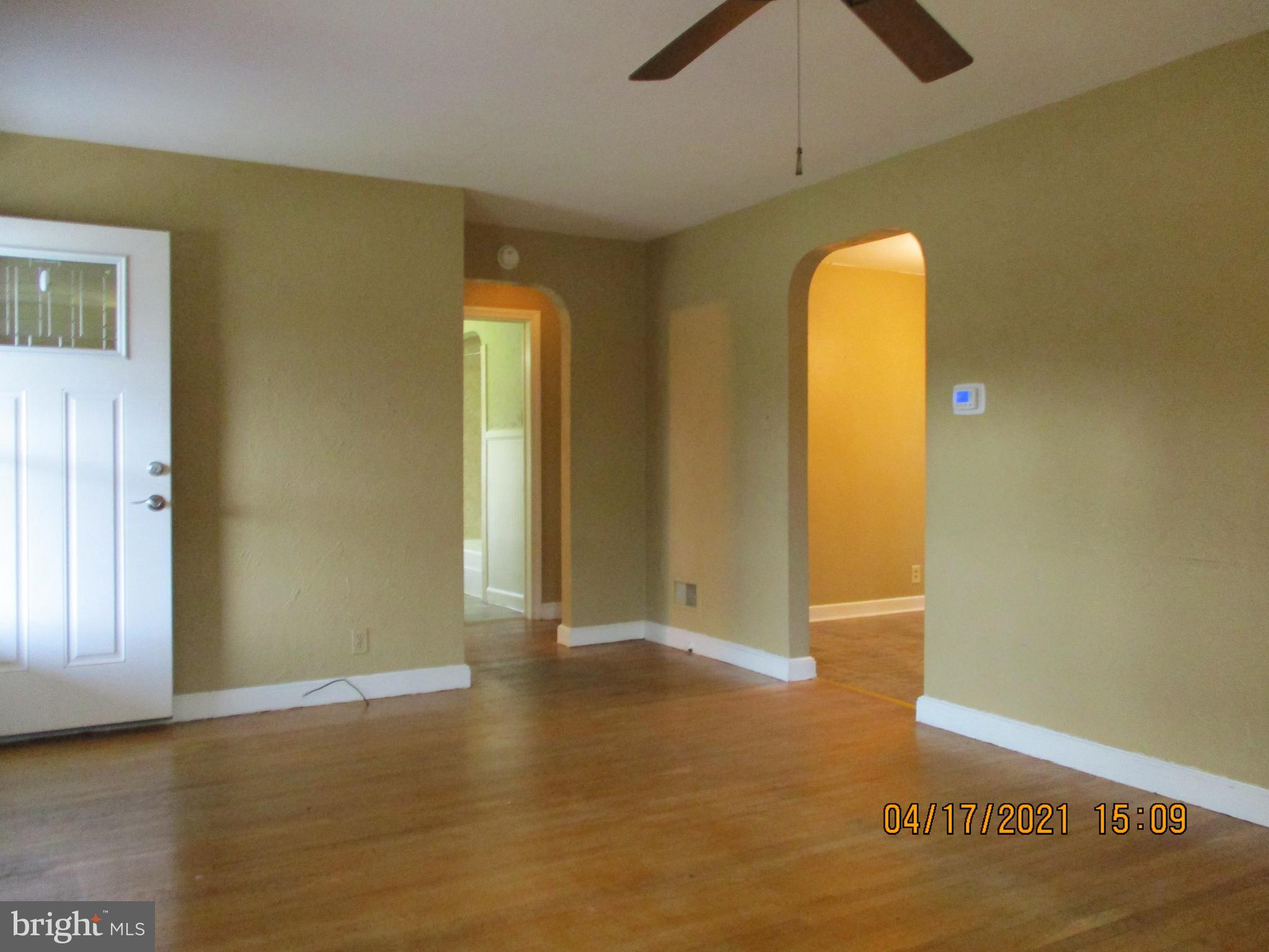 389 Waters Road York, PA 17403 - Photo 7 of 40