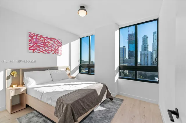 $875,000 | 225 North Miami Avenue, Unit 1405, Miami, FL 33128