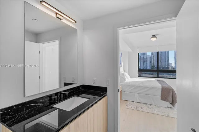 $875,000 | 225 North Miami Avenue, Unit 1405, Miami, FL 33128