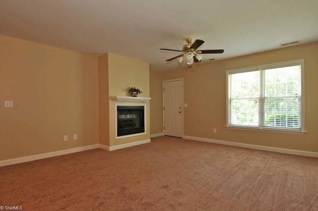 128 Troonsway Road Winston-Salem, NC 27127 - Photo 8 of 11