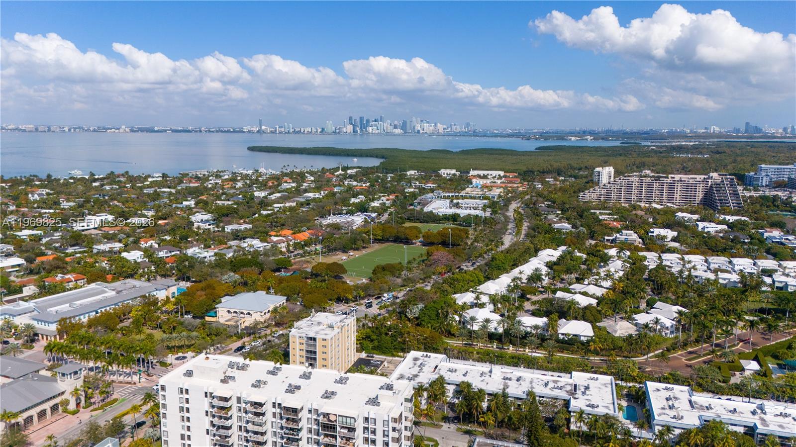290 Sunrise Drive, Unit 2L Key Biscayne, FL 33149 - Photo 15 of 16 a view of a lake in middle of the city