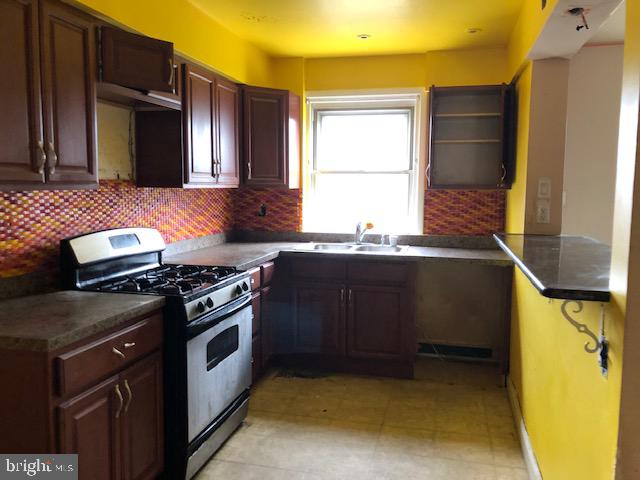 7470 Brockton Road Philadelphia, PA 19151 - Photo 3 of 11 Gallery Image 3