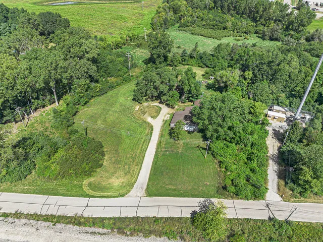 $270,000 | 300 Cleveland Street, Chelsea, MI 48118