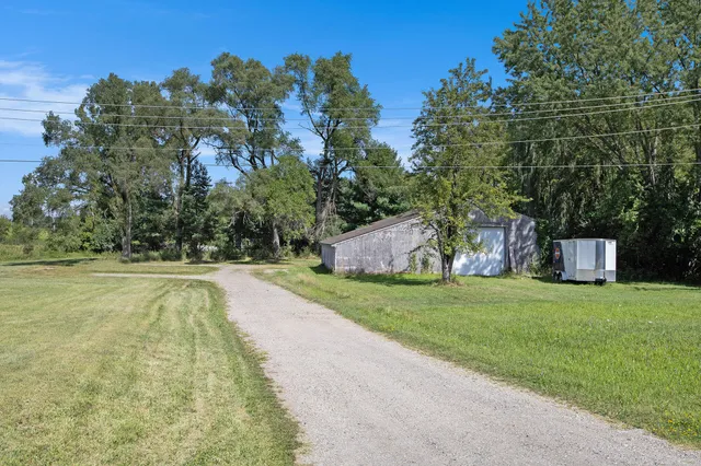 $270,000 | 300 Cleveland Street, Chelsea, MI 48118