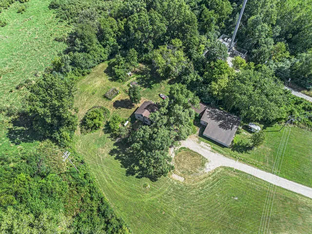 $270,000 | 300 Cleveland Street, Chelsea, MI 48118