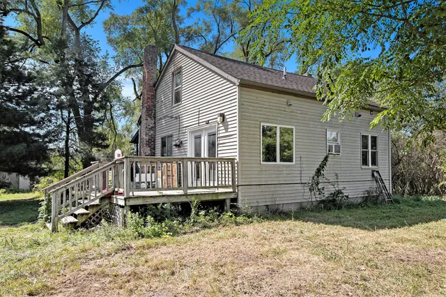 $270,000 | 300 Cleveland Street, Chelsea, MI 48118