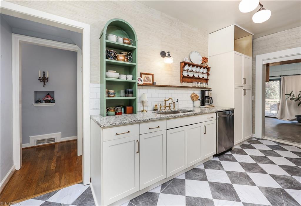 412 Cliff Road Asheboro, NC 27203 - Photo 11 of 38