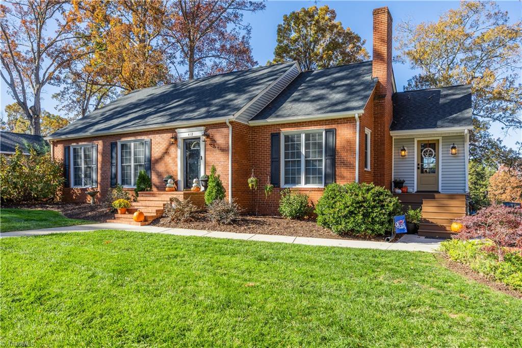 412 Cliff Road Asheboro, NC 27203 - Photo 2 of 38