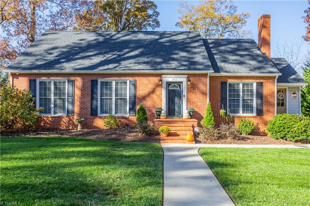 412 Cliff Road Asheboro, NC 27203 - Photo 3 of 38