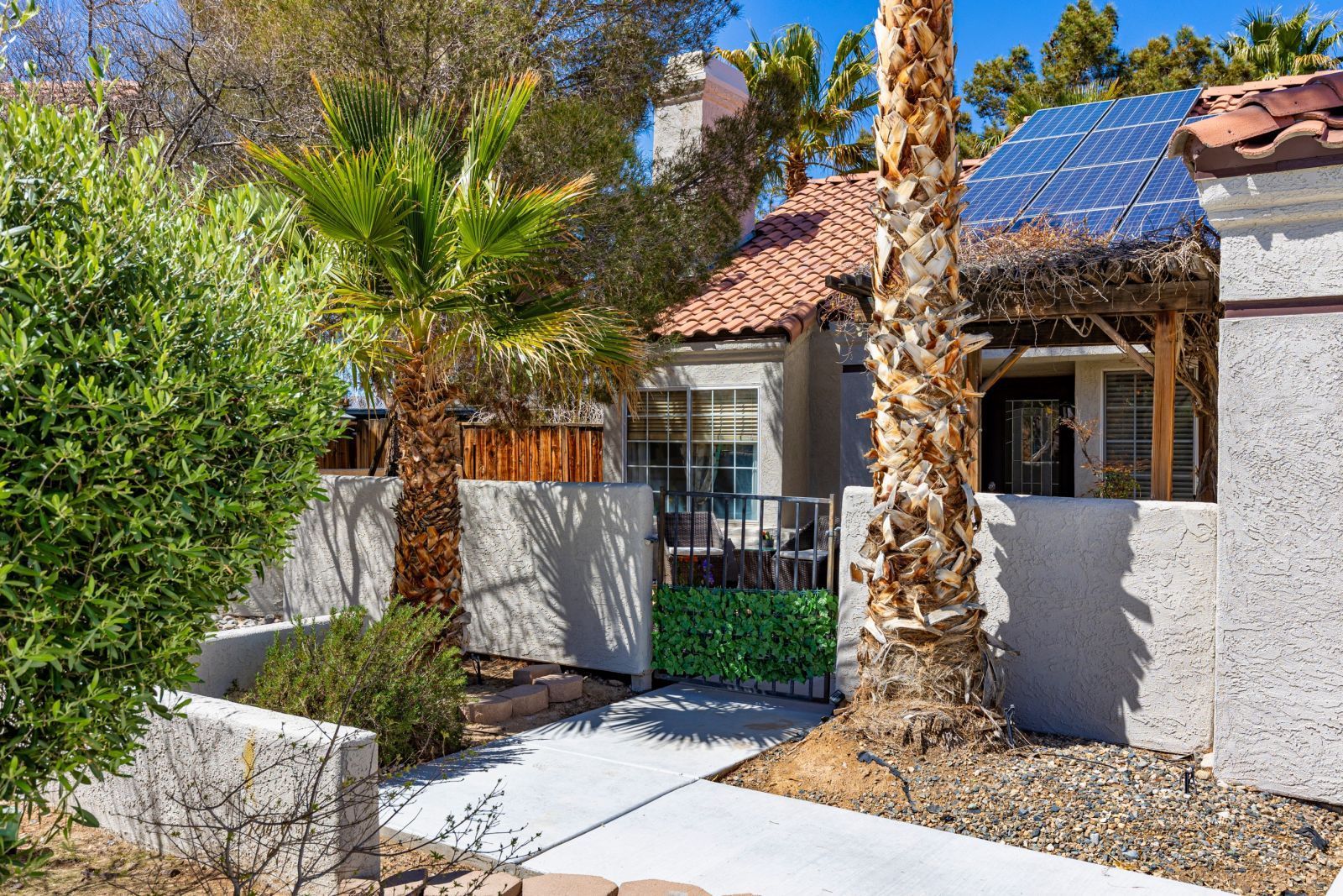 653 North Rio Bravo Street Ridgecrest, CA 93555 - Photo 4 of 47