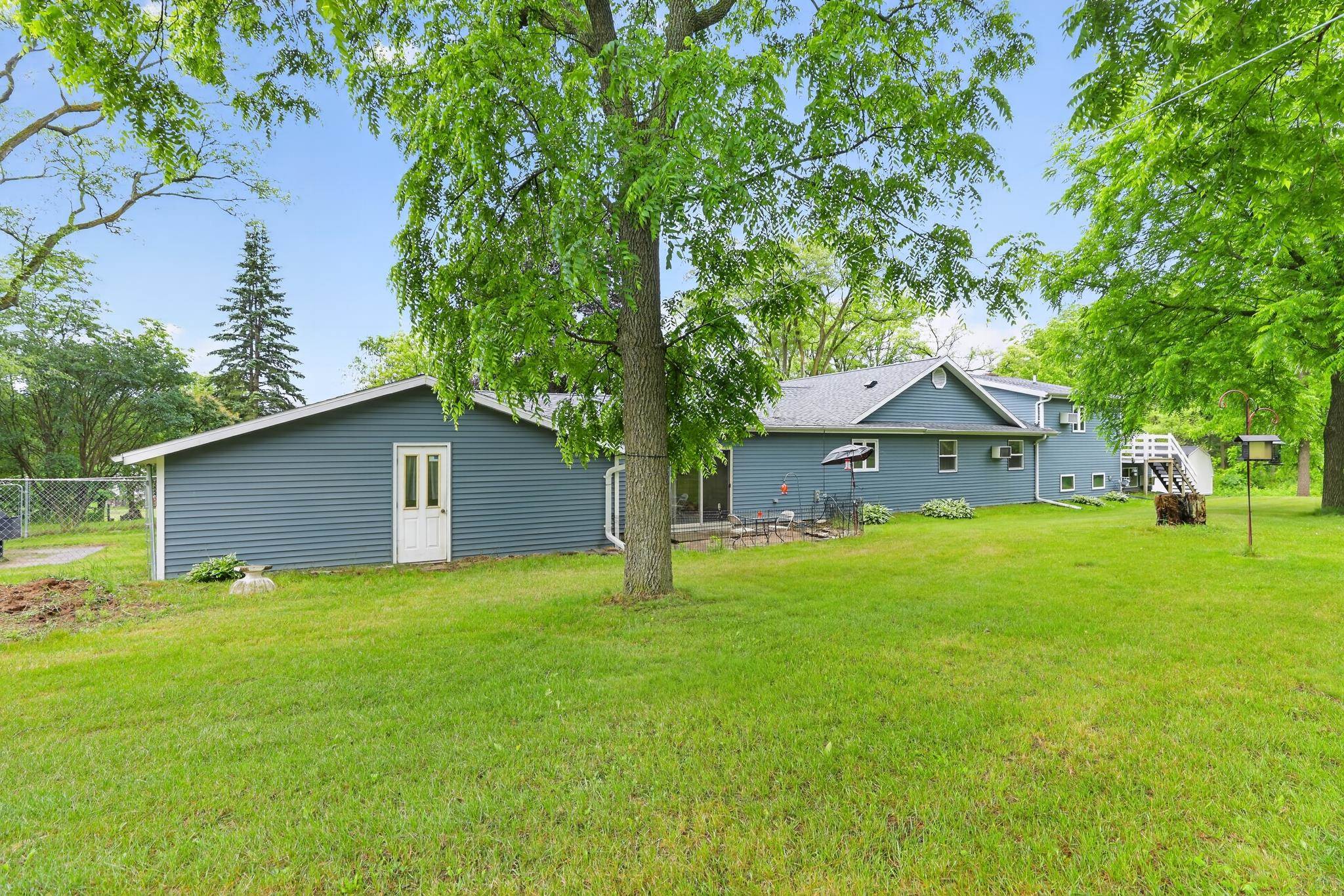 1100 Harris Street Princeton, WI 54968 - Photo 26 of 33