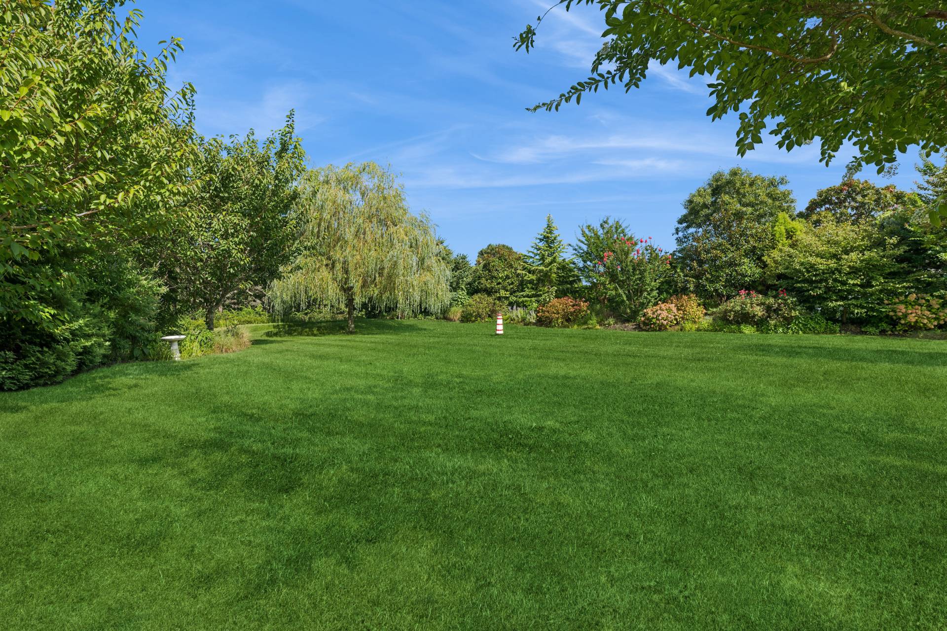 89 Old Canoe Place Road Hampton Bays, NY 11946 - Photo 22 of 38