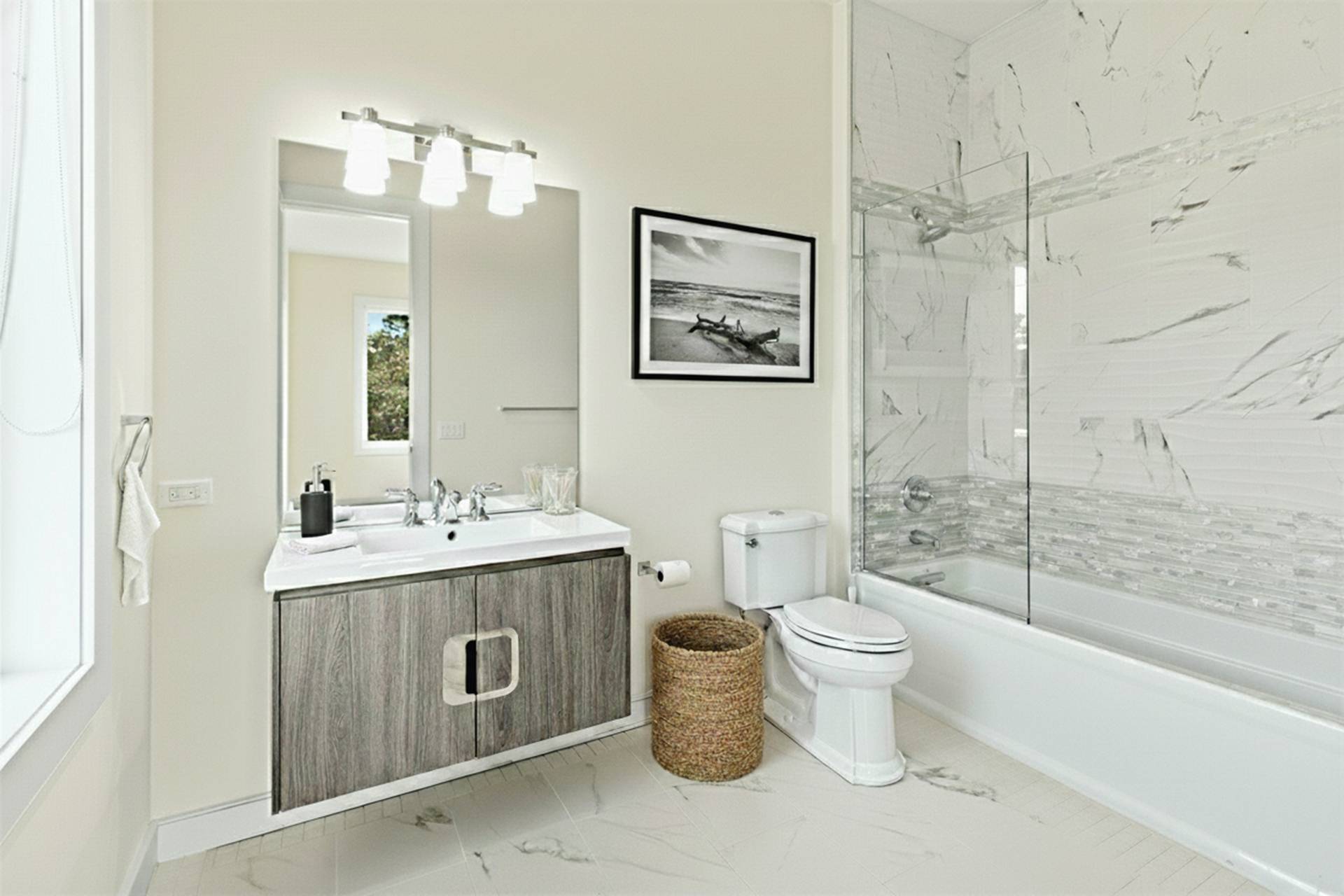 89 Old Canoe Place Road Hampton Bays, NY 11946 - Photo 35 of 38