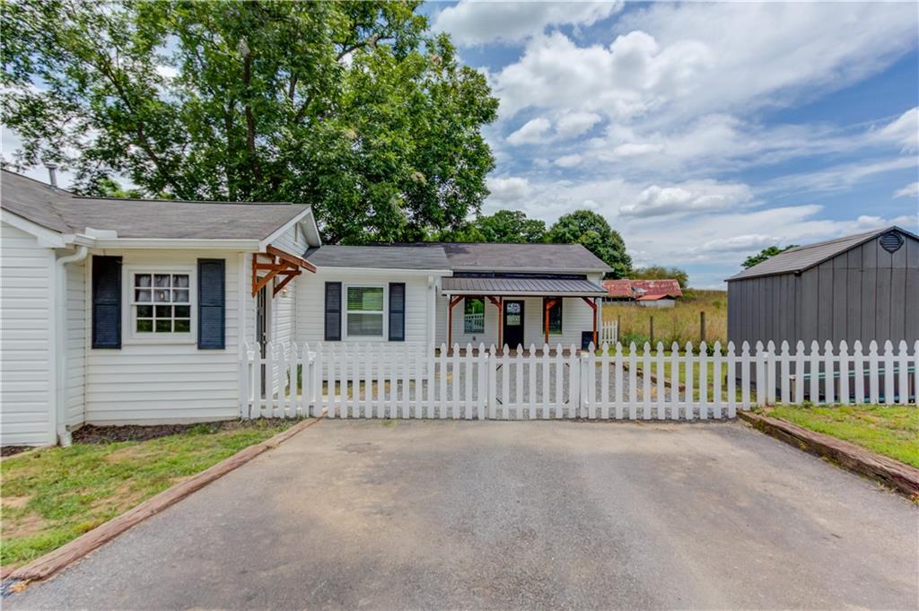 2851 Harbins Road Bethlehem, GA 30620 - Photo 6 of 55