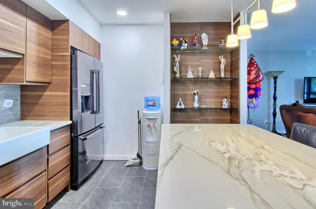 $220,000 | 12 Stonehenge Circle, Unit 125, Baltimore, MD 21208