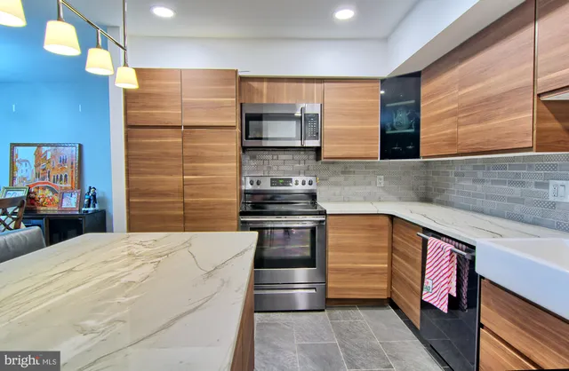 $220,000 | 12 Stonehenge Circle, Unit 125, Baltimore, MD 21208